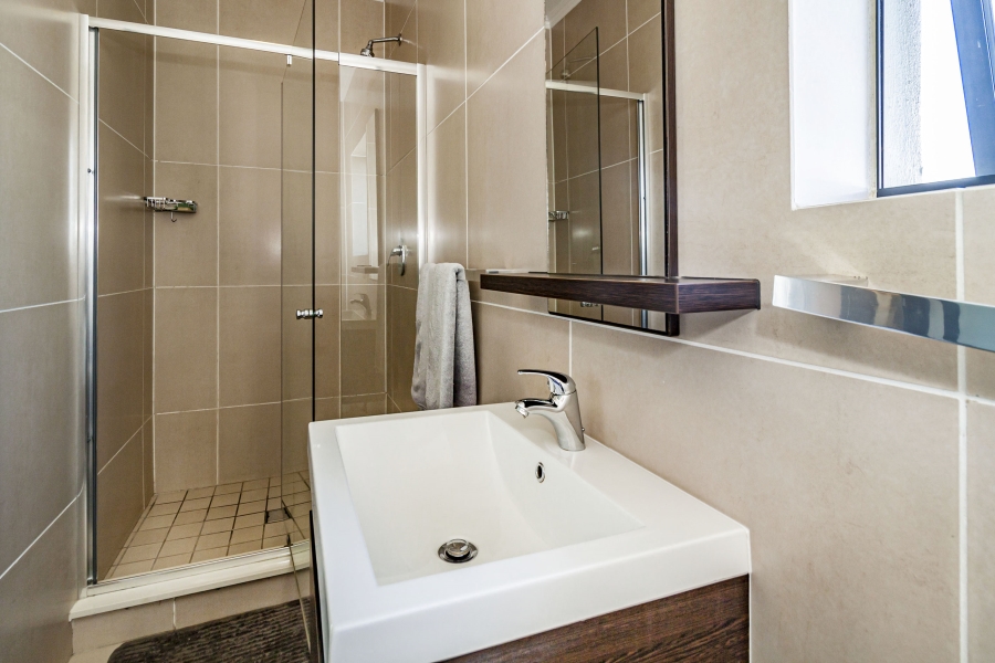 2 Bedroom Property for Sale in De Velde Western Cape